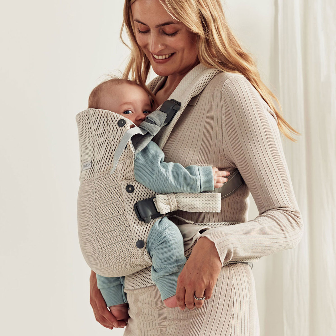 BabyBjorn Baby Carrier Harmony: Ergonomic & Comfortable