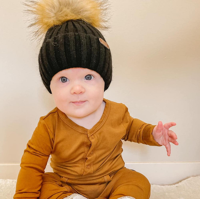 Angora Kids Wool Beanies (with Detachable Pompom) - Black Angora Kids Wool Beanies (with Detachable Pompom) - Black