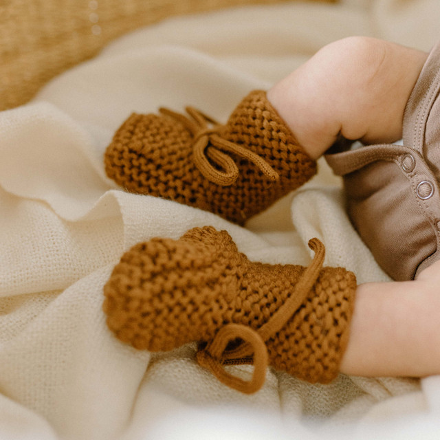 Wool Knit Baby Booties - Rust Wool Knit Baby Booties - Rust