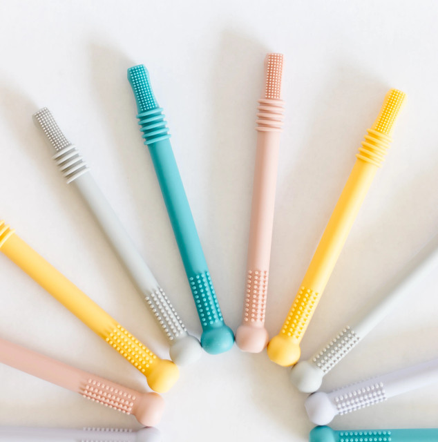 Little Kinfolk Teething Wands Little Kinfolk Teething Wands