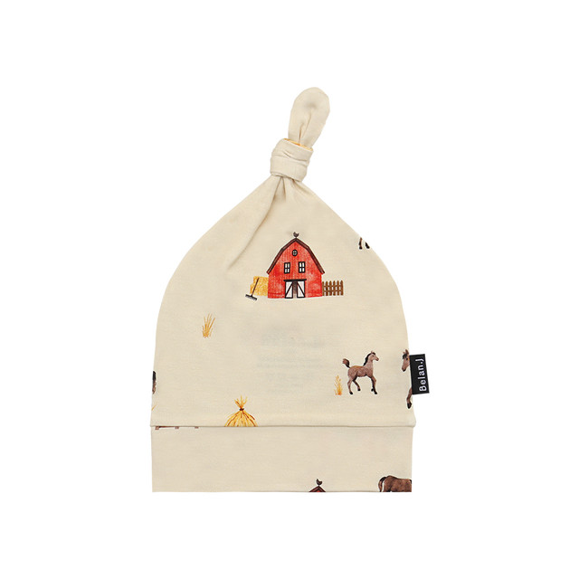 Knotted Hat - Hay Neighbour