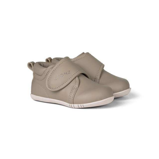 Stonz Cruiser Dressy Baby Shoe - Dune/Ivory Stonz Cruiser Dressy Baby Shoe - Dune/Ivory