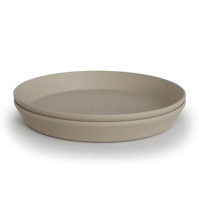 Mushie Round Dinnerware Plates Set Of 2 - Vanilla Mushie Round Dinnerware Plates Set Of 2 - Vanilla