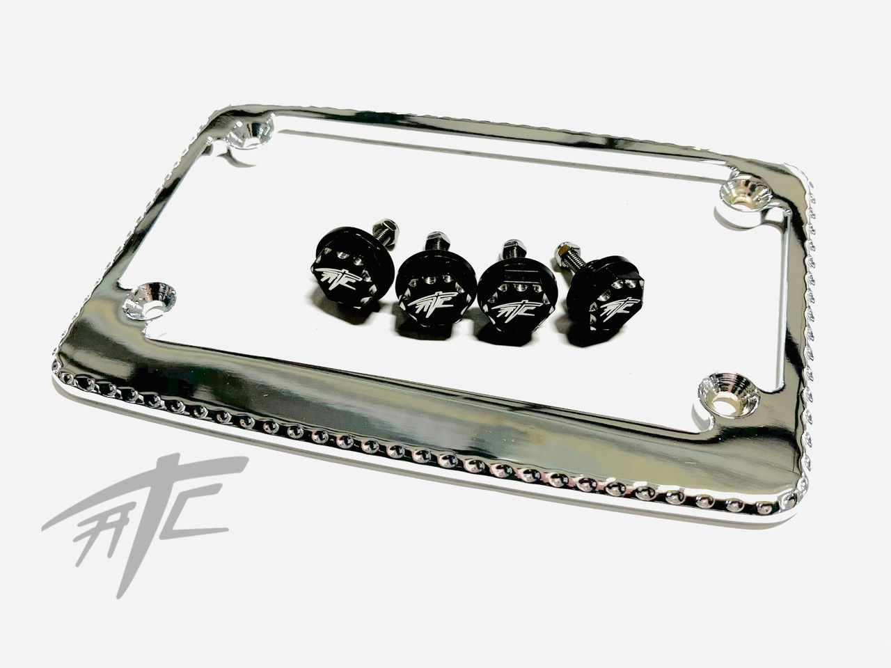 アクセサリー suppi CHROME LICENSE PLATE FRAME W/ BLACK LICENSE PLATE BOLTS 06