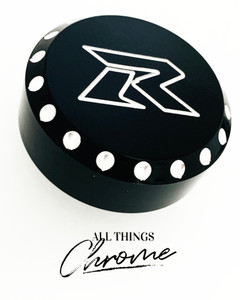 GSXR BLACK CONTRAST DIAMOND CUT "R" ENGRAVED YOKE PLUG 09-20 SUZUKI GSXR1000