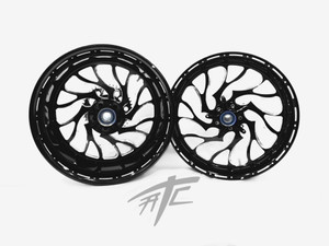 CBR1000RR 360 FAT TIRE BLACK ENGRAVED HELLIAN WHEELS 2008-2011 CBR1000RR