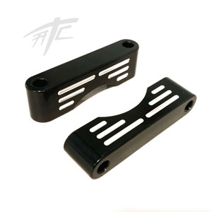 HARLEY BLACK CONTRAST 26" FENDER SPACER BRACKETS 1996-2013 FLHR - Road King