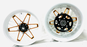 GSXR 300 WHITE & CUSTOM GOLD "ATOMIC" WHEELS 08-20 SUZUKI GSXR 600 750 GSXR 300 WHITE & CUSTOM GOLD "ATOMIC" WHEELS 08-20 SUZUKI GSXR 600 750