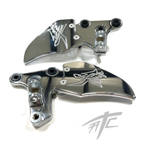 HAYABUSA CHROME KANJI FOOT PEG BRACKETS & HEEL GUARDS 2022-2024 SUZUKI HAYABUSA