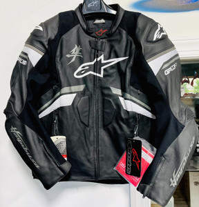 NEW OEM 2022 SUZUKI ALPINESTARS HAYABUSA GP PLUS R V3 LEATHER JACKET EURO 60