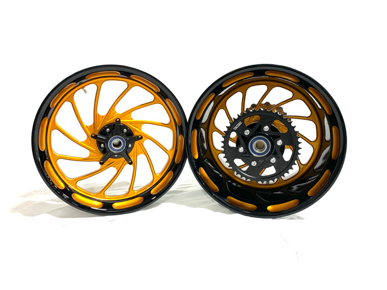 タ*ゴ様 ZX10R ホイール 240 FAT TIRE *COLORMATCH* BLACK AND GOLD TURBO WHEELS 04-10