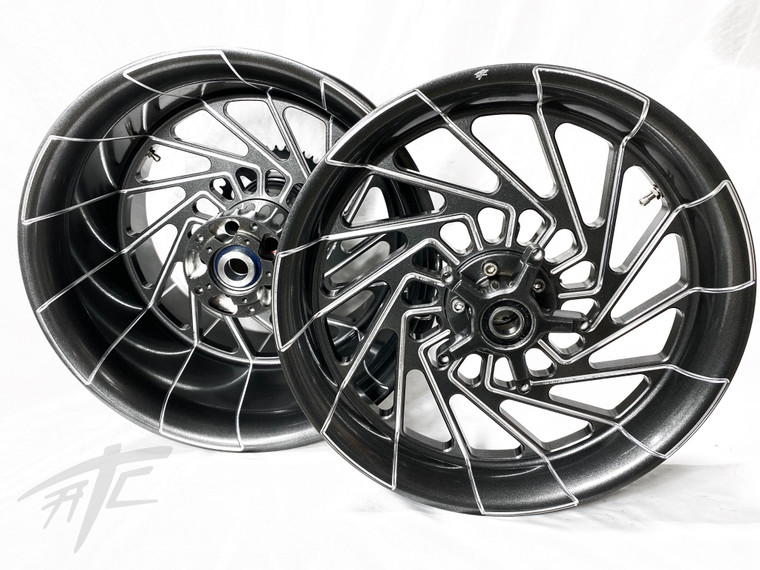 HAYABUSA STOCK SIZE KINGSPORT GREY CONTRAST MAYHEM WHEELS 2022 SUZUKI HAYABUSA