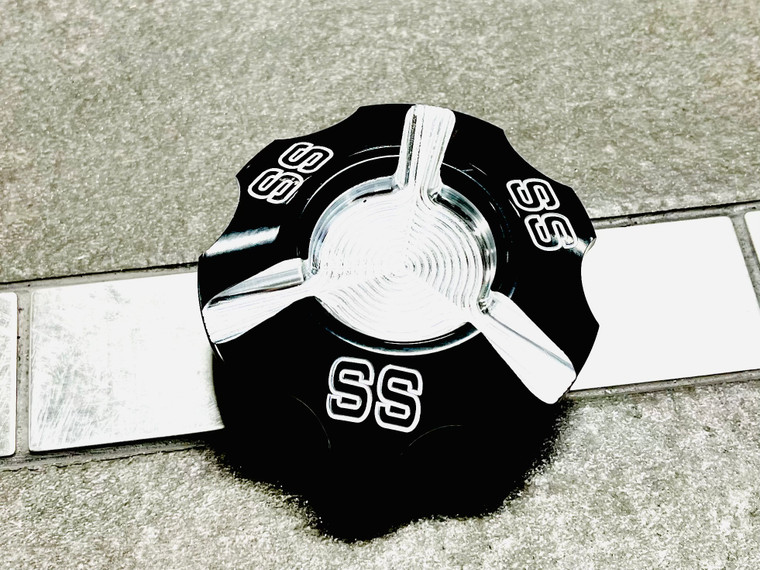 BLACK CONTRAST CUT "SS" ENGRAVED BILLET GAS CAP 15-19 POLARIS SLINGSHOT