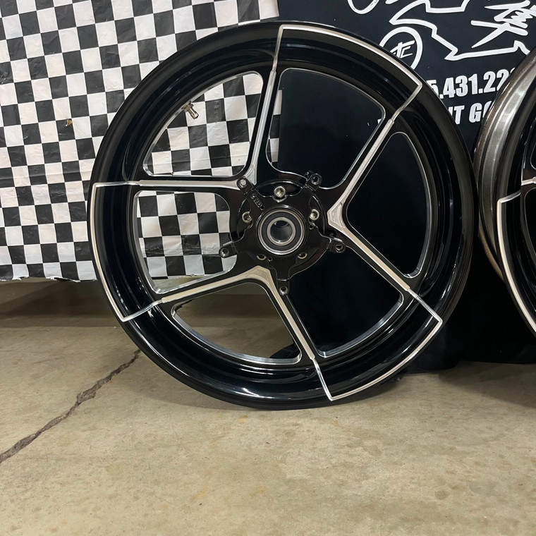 、 ZX-14 STOCK SIZE BLACK CONTRAST CUT OZEMPIK WHEELS 12-20