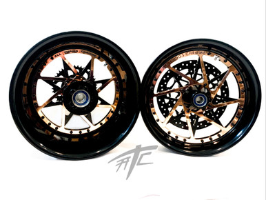 専用4 black-and-copper-switchback-