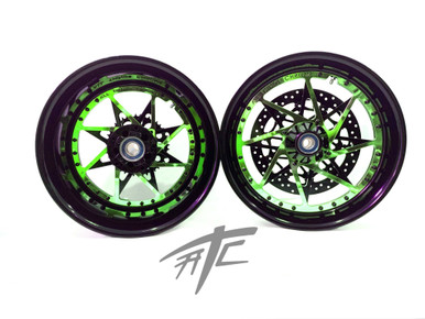 、 black-and-candy-green-