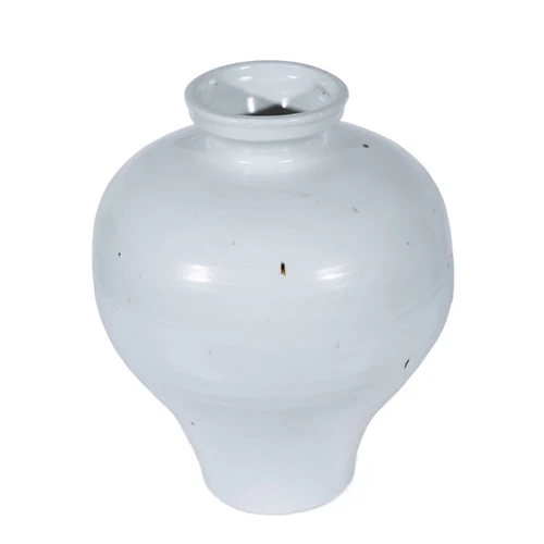 Rustic White Flip Lip Plum Vase