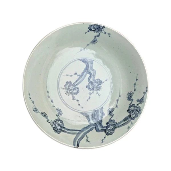 Barclay Butera Couture Blue & White.. Porcelain Plate Cherry Blossom