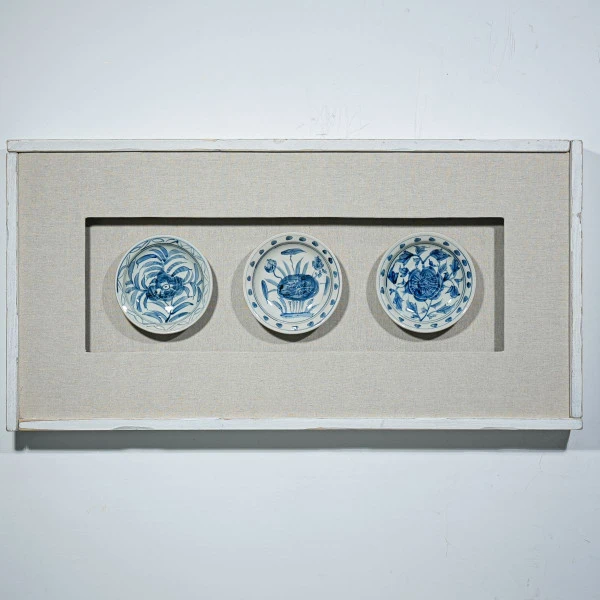 Handpainted Blue & White Porcelain Flower Plates Set of 3 - Wooden Shadow Box /S10