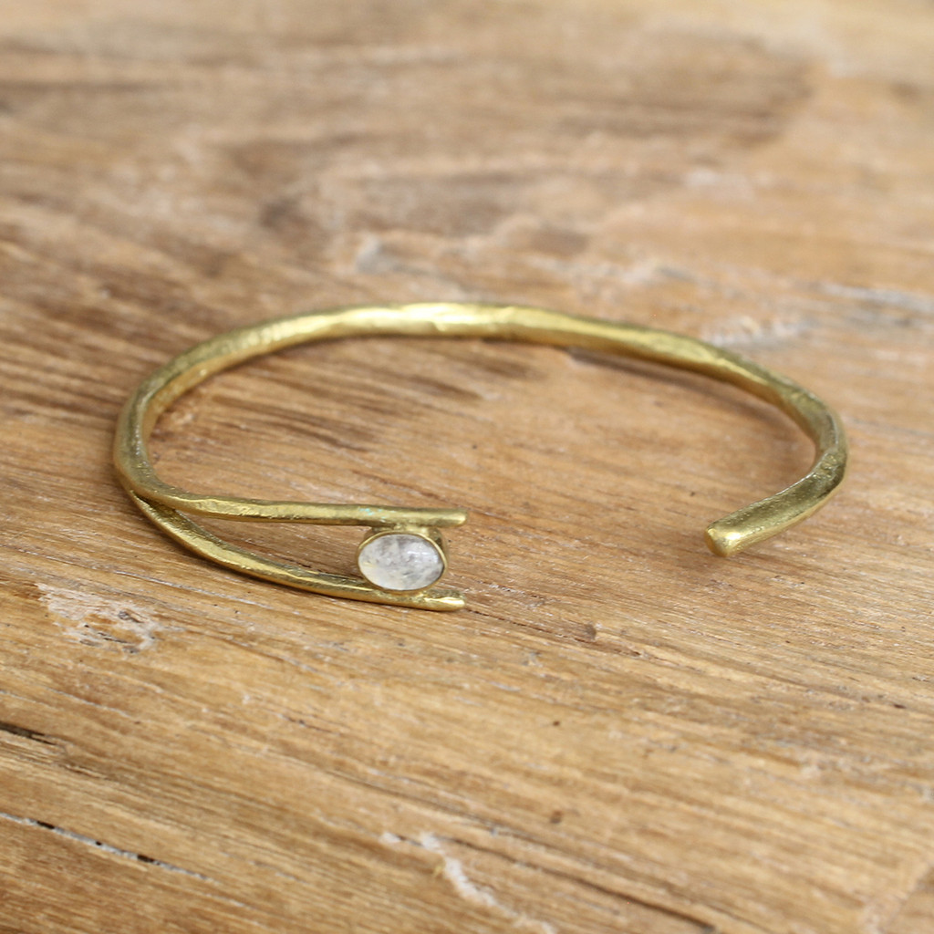 Brass/Moonstone