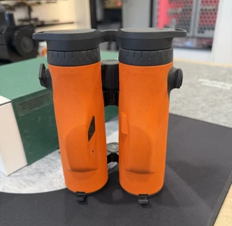 Swarovski EL Range 10x42 Orange with Tracking Assist