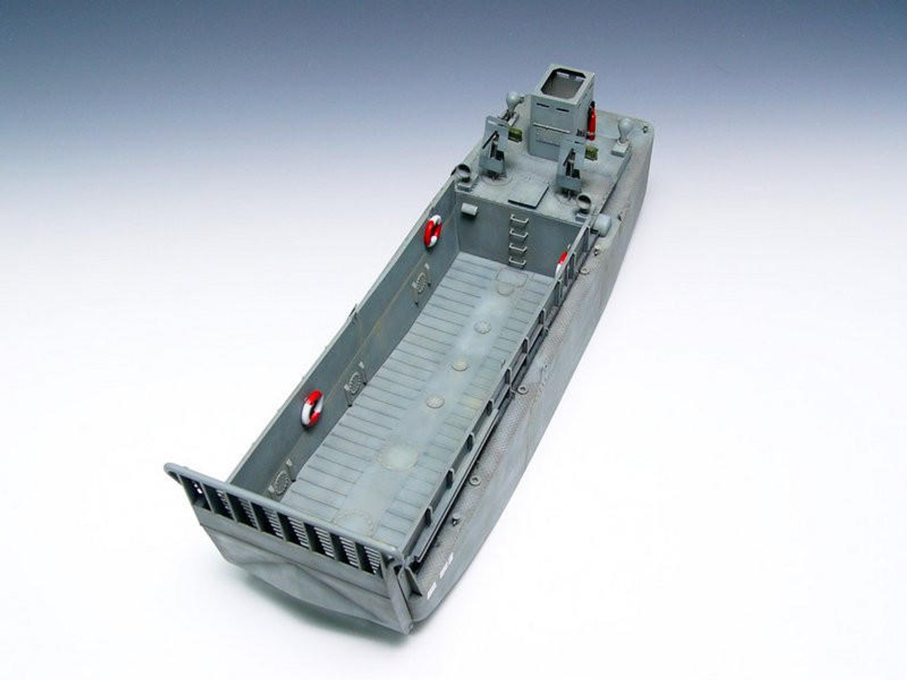 1/35 Trumpeter WWII LCM(3) US Navy Landing Craft - FreeTimeHobbies.com