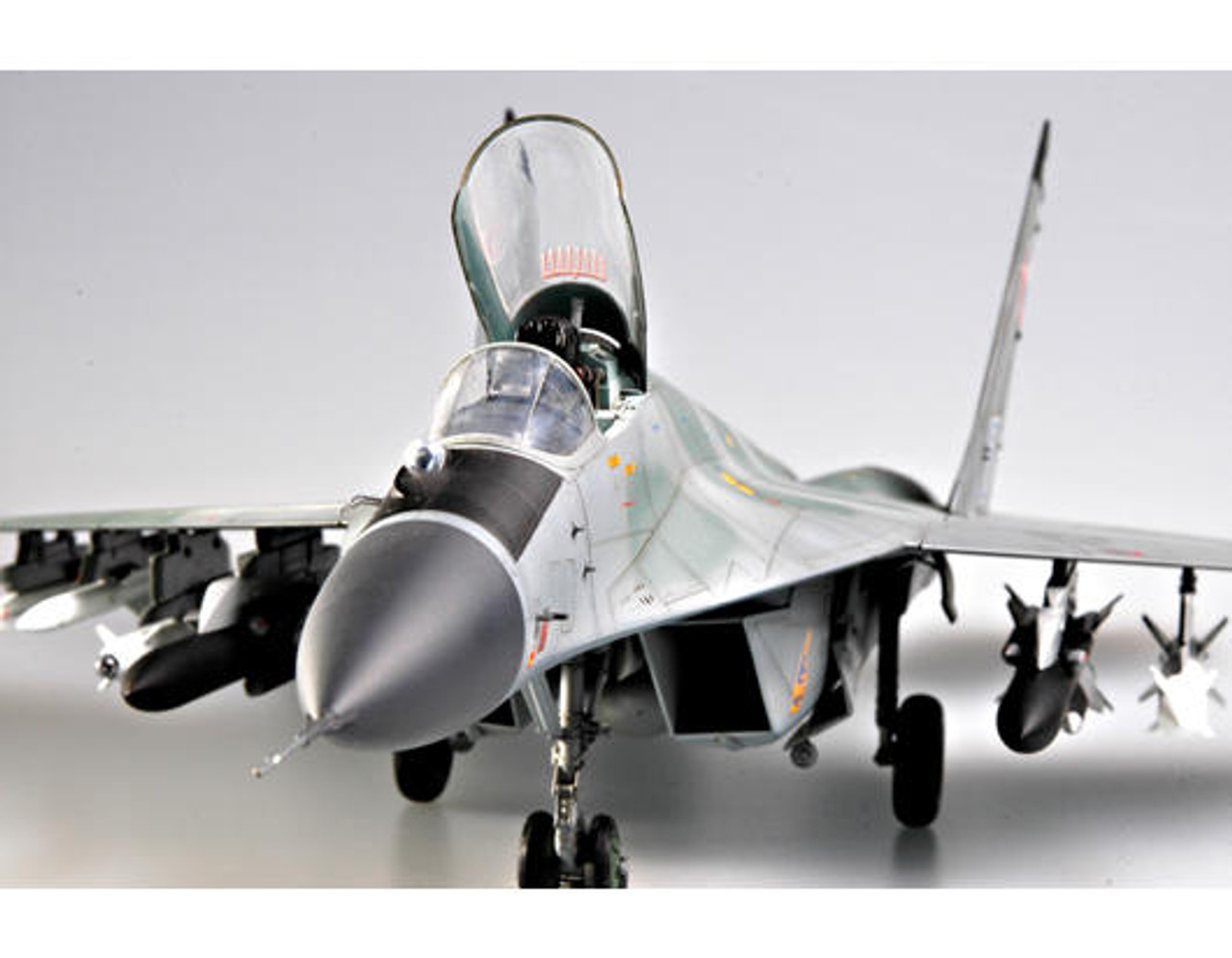 1/32 Trumpeter Mig29M Fulcrum Russian Fighter