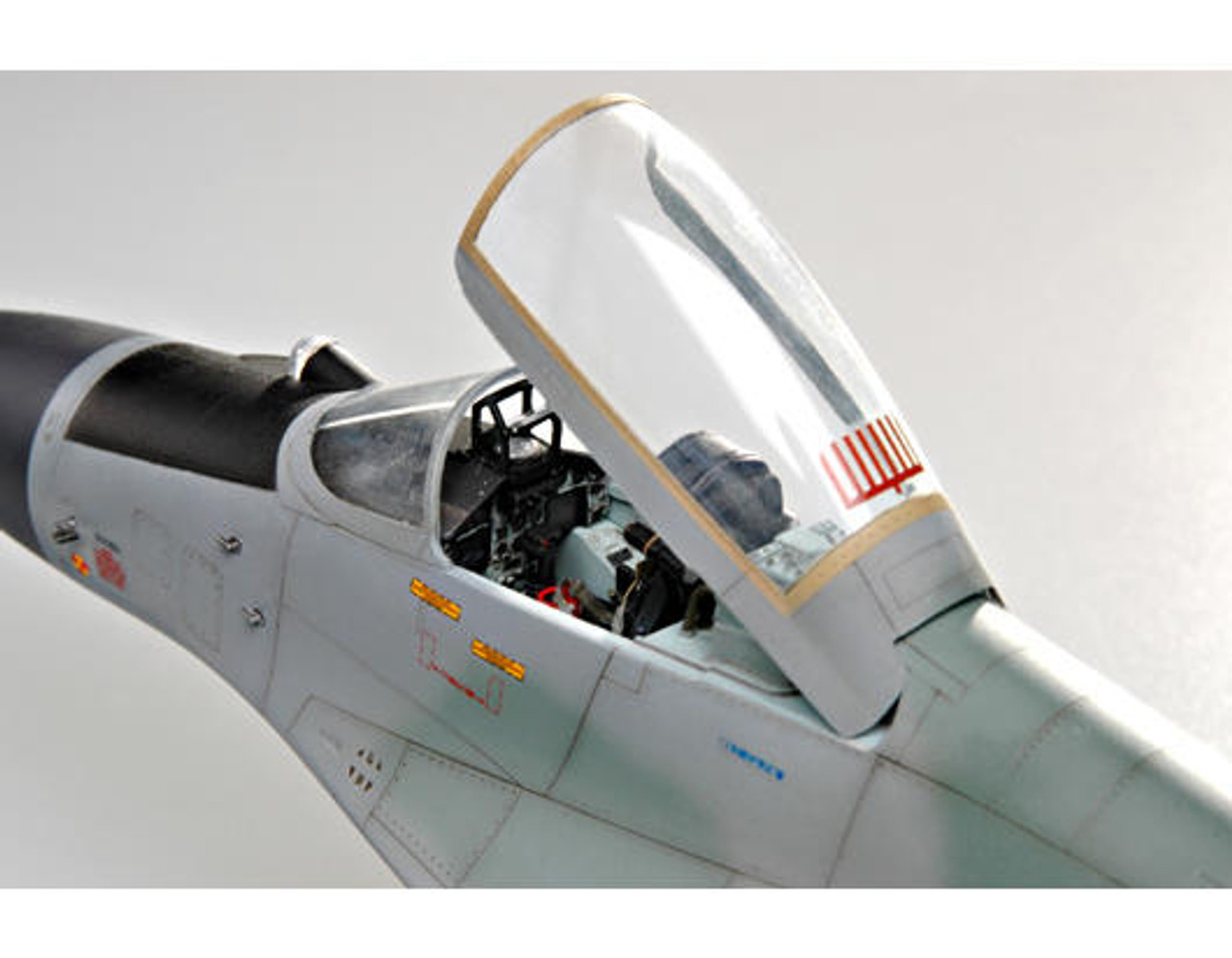 1/32 Trumpeter Mig29M Fulcrum Russian Fighter