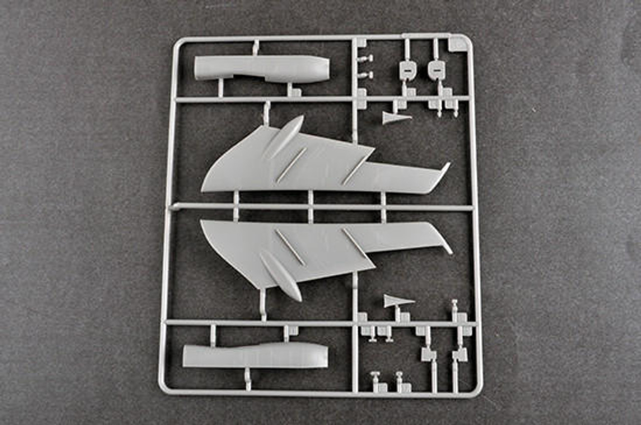 1/144 Trumpeter Chinese Xian H6K Strategic Bomber