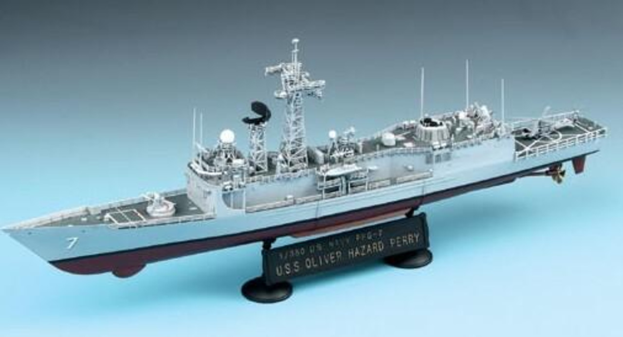 1/350 Academy USS Oliver Hazard Perry FFG7 Guided Missile