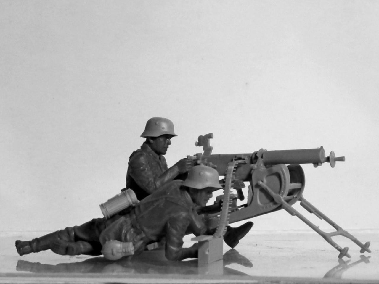 ビンテージモデル1/400 German WWII M24Minesweeper 1/35 ICM WWII German MG08 MG Team (2 figures) - MMD