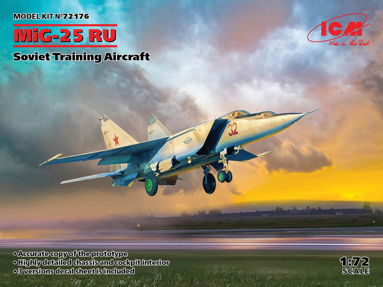 1/72 ICM MiG-25 RU, Soviet Training Aircraft - Squadron.com