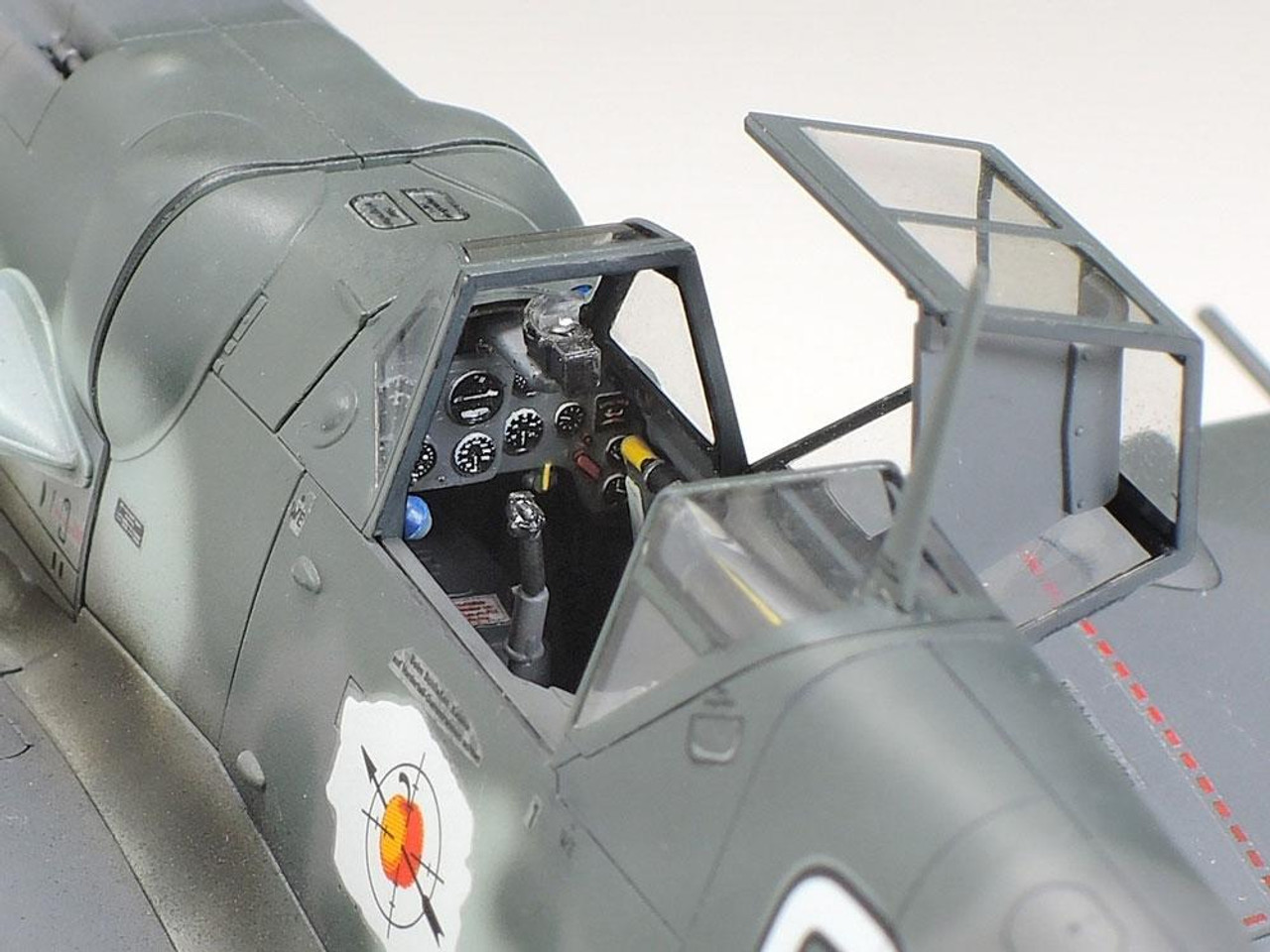 TAM61117 1/48 Tamiya Messerschmitt Bf109G-6 Plastic Model Kit MMD Squadron