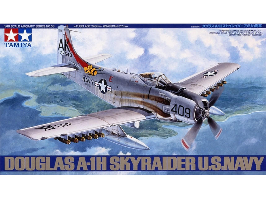 タミヤ1/48完成品『アメリカ海軍スカイレーダー』 1/48 Tamiya USN A1H Skyraider - Squadron.com