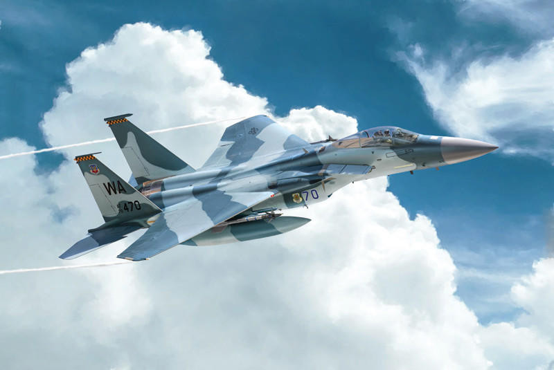 1/72 F15C Eagle Aircraft - Squadron.com
