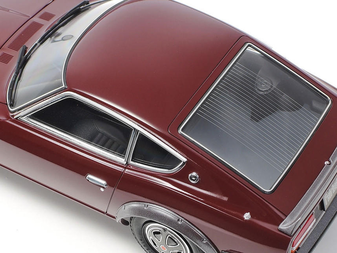 1/24 Nissan Fairlady 240ZG Car - FreeTimeHobbies.com