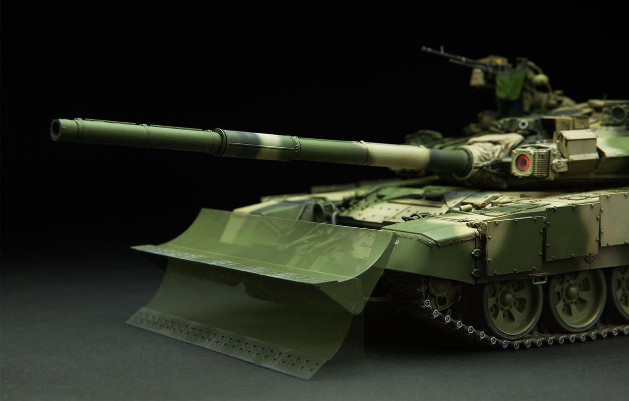 1/35 Meng T90 Russian Main Battle Tank w/TBS86 Dozer