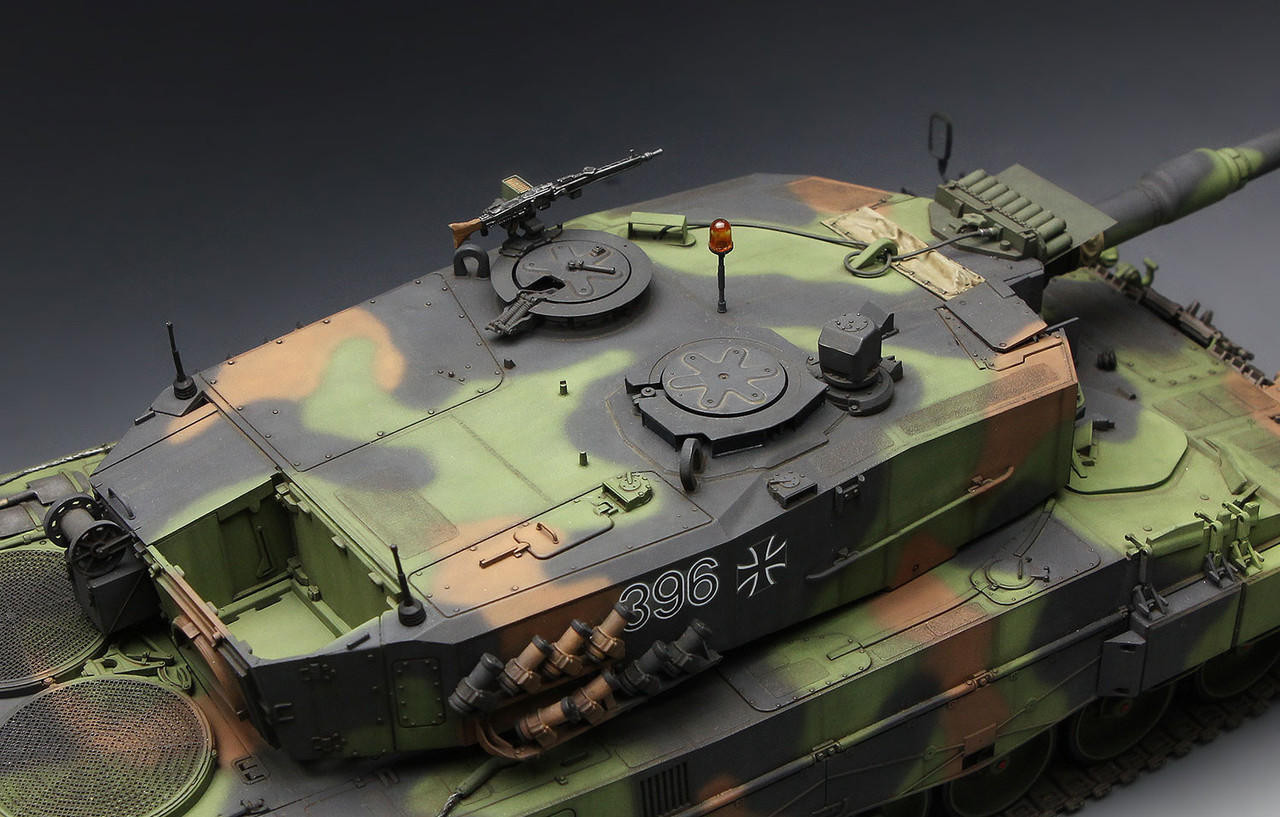 MENTS16 1/35 Meng Leopard 2A4 German Main Battle Tank MMD Squadron