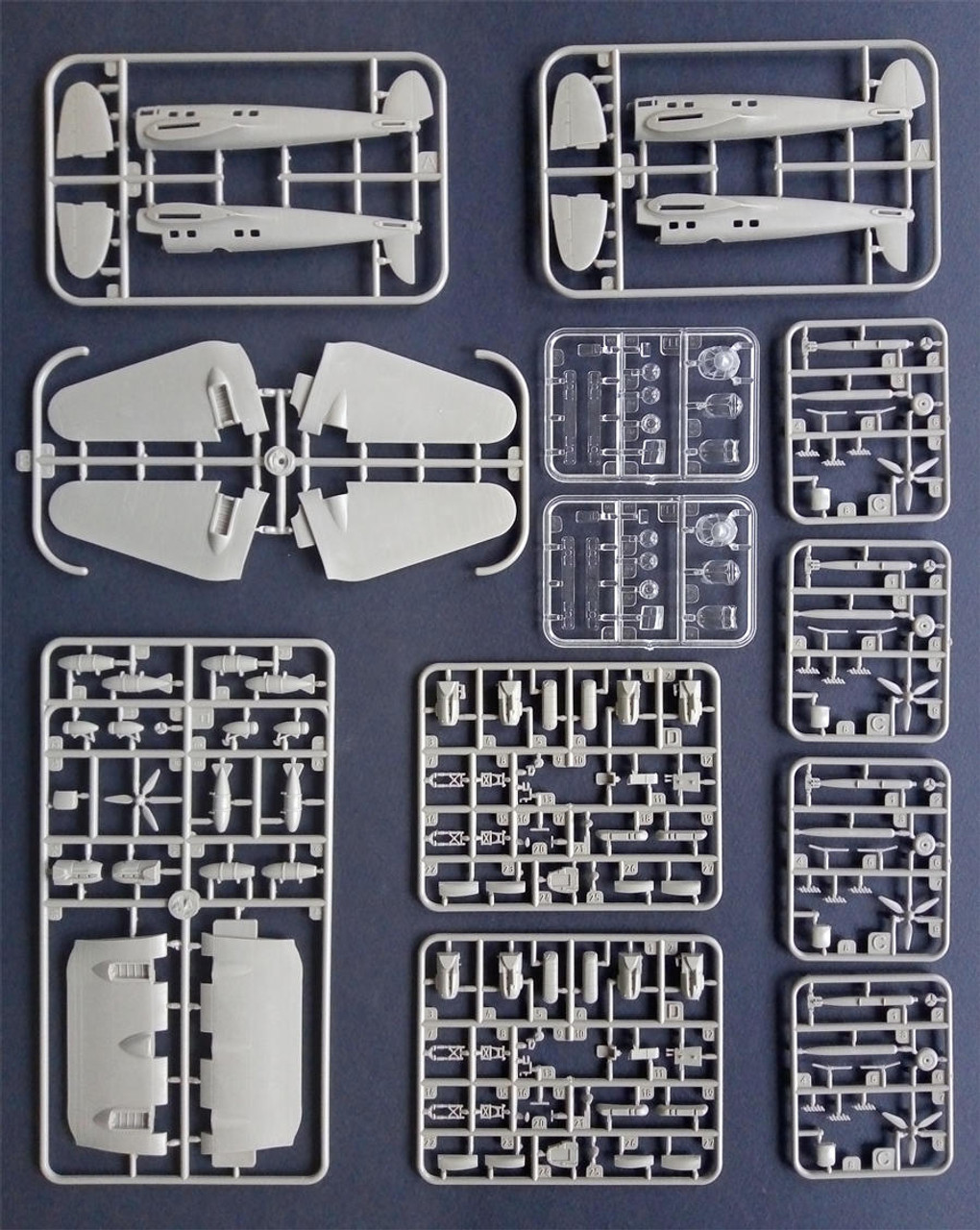 1/144 Roden WWII Heinkel He111Z1 Zwilling Aircraft Plastic Model