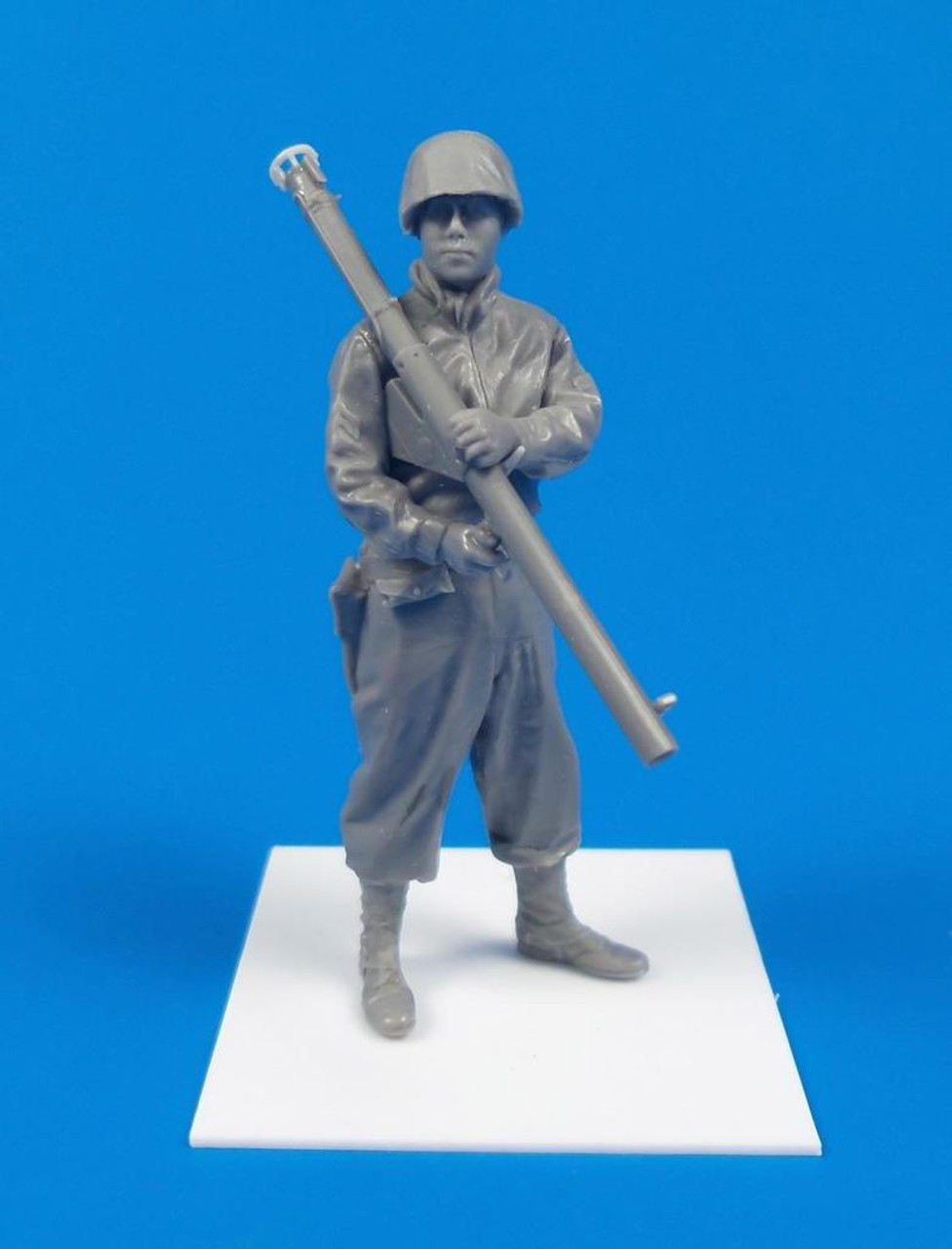 1/35 CMK WWII US Army Soldier with Bazooka M1A2 (Anzio 1944) 1/35