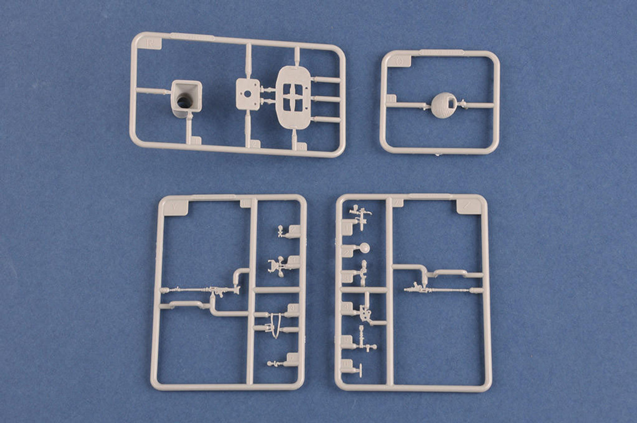 1/35 Hobby Boss Pz.Kpfw.VI Sd.Kfz.182 Tiger II (Porsche Early 