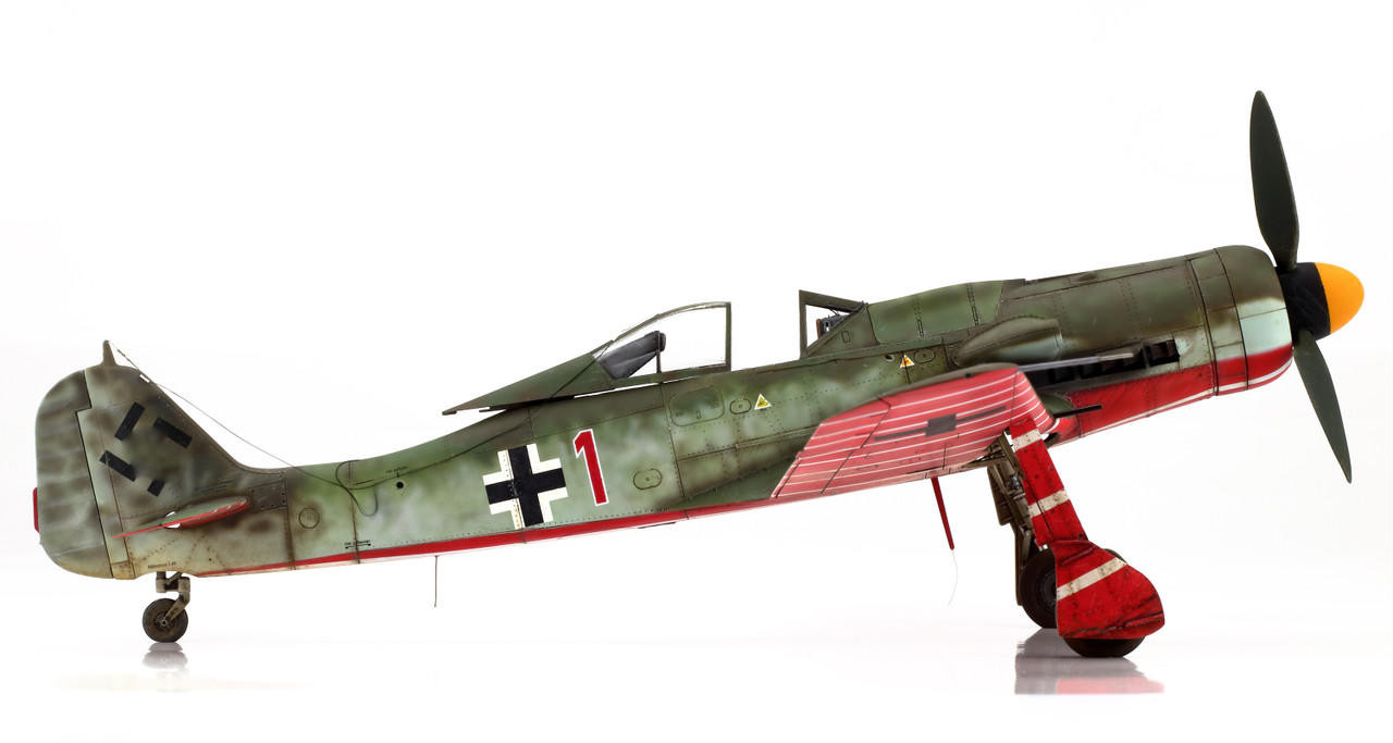 EDU8188 1/48 Eduard Fw 190D-9  8188 MMD Squadron