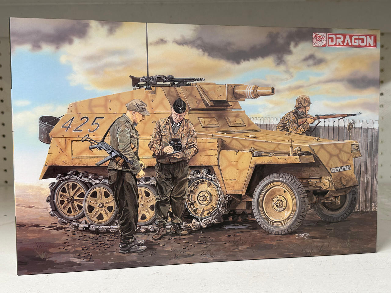 1/35 Dragon Sd.Kfz.250/8 NEU (PREMIUM) - Squadron.com