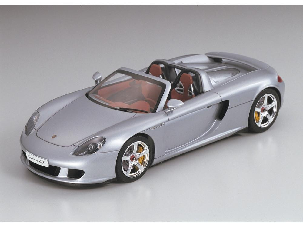 1/24 Porsche Carrera GT Sports Car - Squadron.com