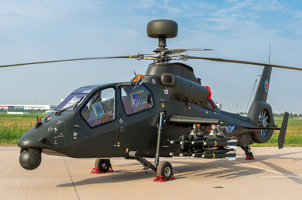 1/48 Trumpeter Z-19G Light Scout Attack Helicopter Plastic Model