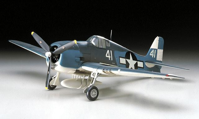 プラモデル完成機　1/32　F-6F-3/5HELLCAT 1/32 Hasegawa F6F-3/5 Hellcat - Squadron.com