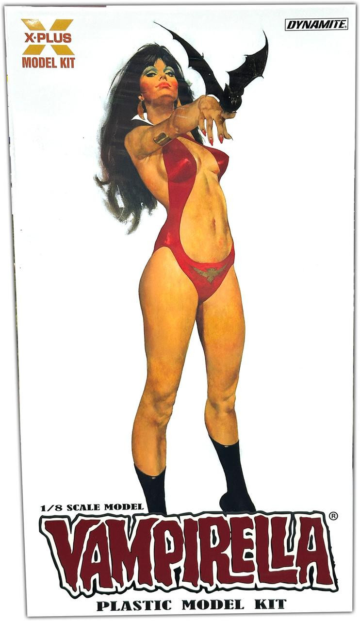 1/8 X-Plus Vampirella Jose Gonzalez Plastic Model Kit - Squadron.com