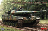 RYE5065 1/35 Ryefield Model Leopard 2A6 Main Battle Tank with workable track links MMD Squadron