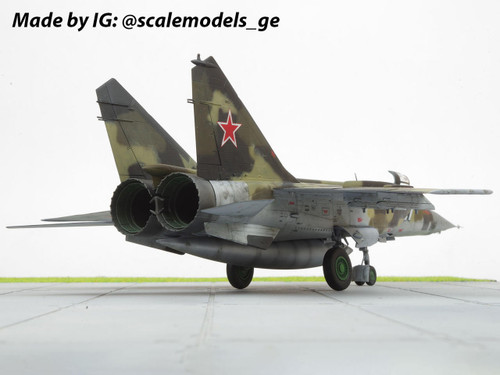 ICM 72175 MiG-25BM, Soviet Strike Aircraft - Plastic scale modelkits from Ukraine with love :-). A-model, ACE, ICM, Miniart, Masterbox, Modelsvit, UM and more