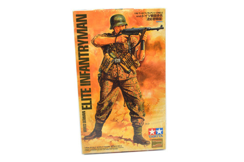 TAM36303 1/16 Tamiya WWII German Elite Infantryman Figure Model Kit MMD Squadron